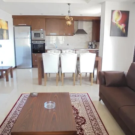 Xperia Park With Large Balcony And Seaview & Free Airport Shuttle Service