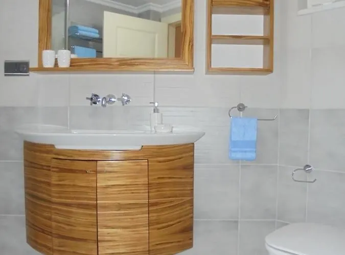 Xperia Park With Large Balcony And Seaview & Free Airport Shuttle Service *