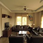Hotel Xperia Park With Large Balcony And Seaview & Free Airport Shuttle Service *