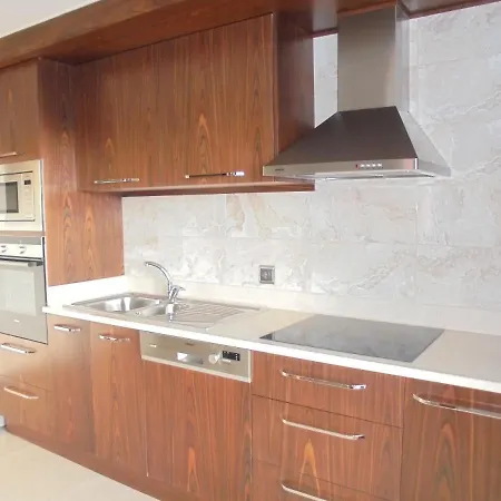 Xperia Park With Large Balcony And Seaview & Free Airport Shuttle Service Apartman