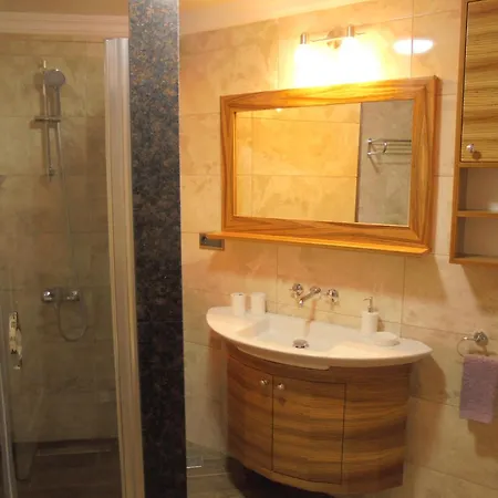 Xperia Park With Large Balcony And Seaview & Free Airport Shuttle Service Apartamento