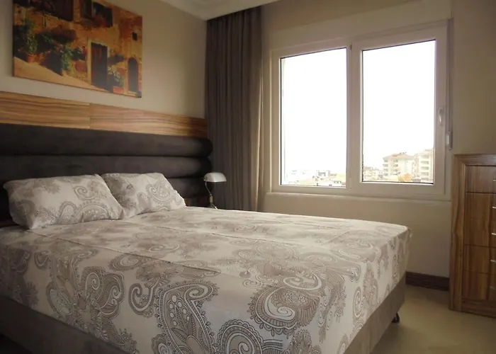 Hotel Xperia Park With Large Balcony And Seaview & Free Airport Shuttle Service